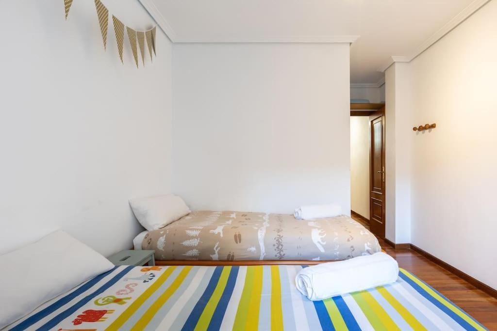 Bonito Piso Con Vistas, Centrico, Acogedor Apartment Vigo Exterior photo