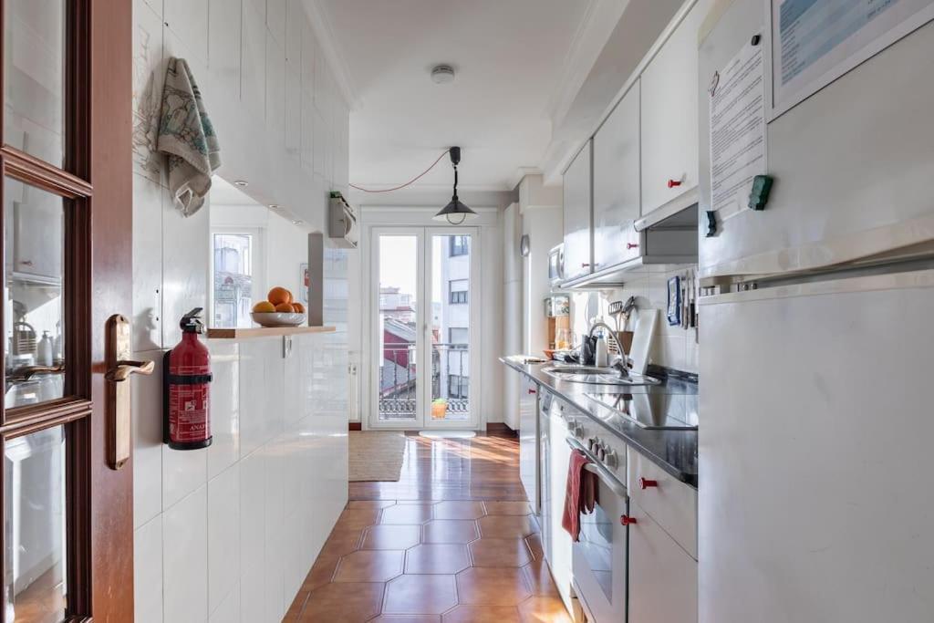 Bonito Piso Con Vistas, Centrico, Acogedor Apartment Vigo Exterior photo