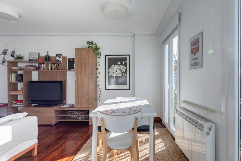 Bonito Piso Con Vistas, Centrico, Acogedor Apartment Vigo Exterior photo