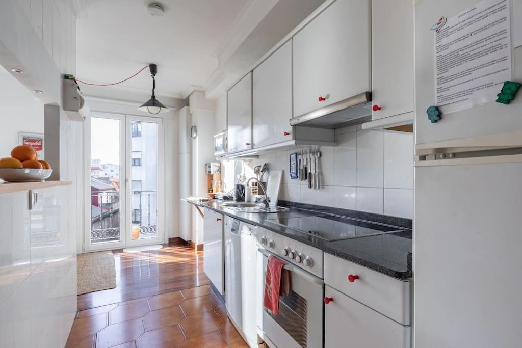 Bonito Piso Con Vistas, Centrico, Acogedor Apartment Vigo Exterior photo