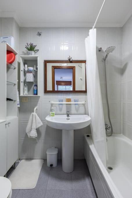 Bonito Piso Con Vistas, Centrico, Acogedor Apartment Vigo Exterior photo