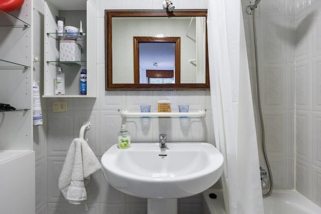 Bonito Piso Con Vistas, Centrico, Acogedor Apartment Vigo Exterior photo